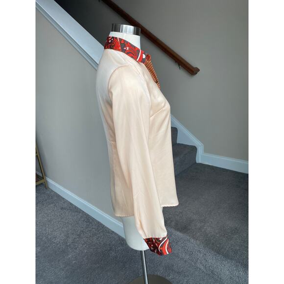 NY & Co sheen cream button down blouse with retro print collar, size XS - Picture 2 of 14